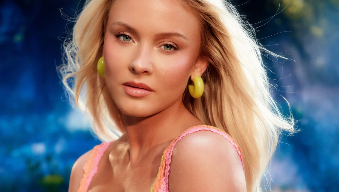 Zara Larsson desata su Midnight Sun: pop sueco maximalista, vibra Y2K y el empujón viral que la corona Charlotte Rutherford
