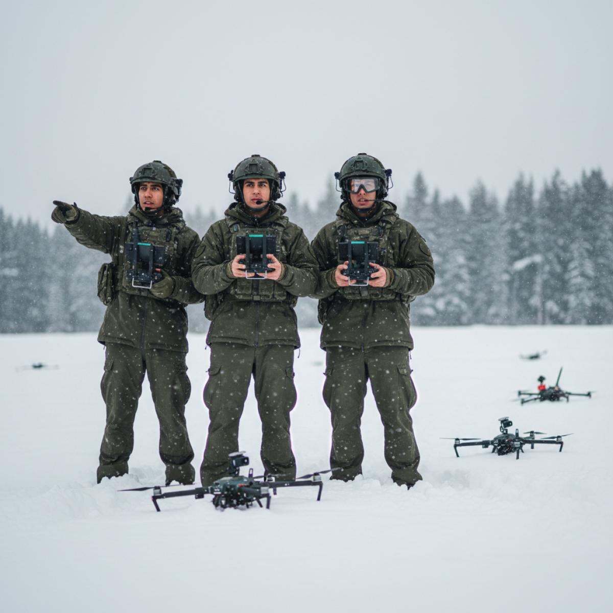 Alemania despliega 12.000 drones kamikaze y Leopard 2A8: su 45ª Brigada estrena guerra definida por software Ucrania, drones y un giro brutal: de norcoreanos a cubanos en el frente ruso por una promesa irresistible