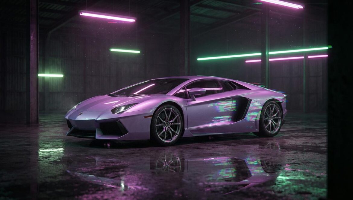 Vroom Vroom: 10 años del EP que inventó el pop del futuro Un coche deportivo metálico color lavanda en un almacén industrial oscuro con luces de neón reflejadas en el suelo húmedo.